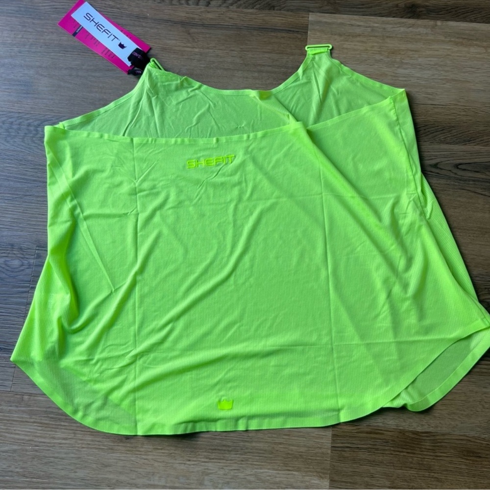 SHEFIT Clip Tank - Picture 3 of 3